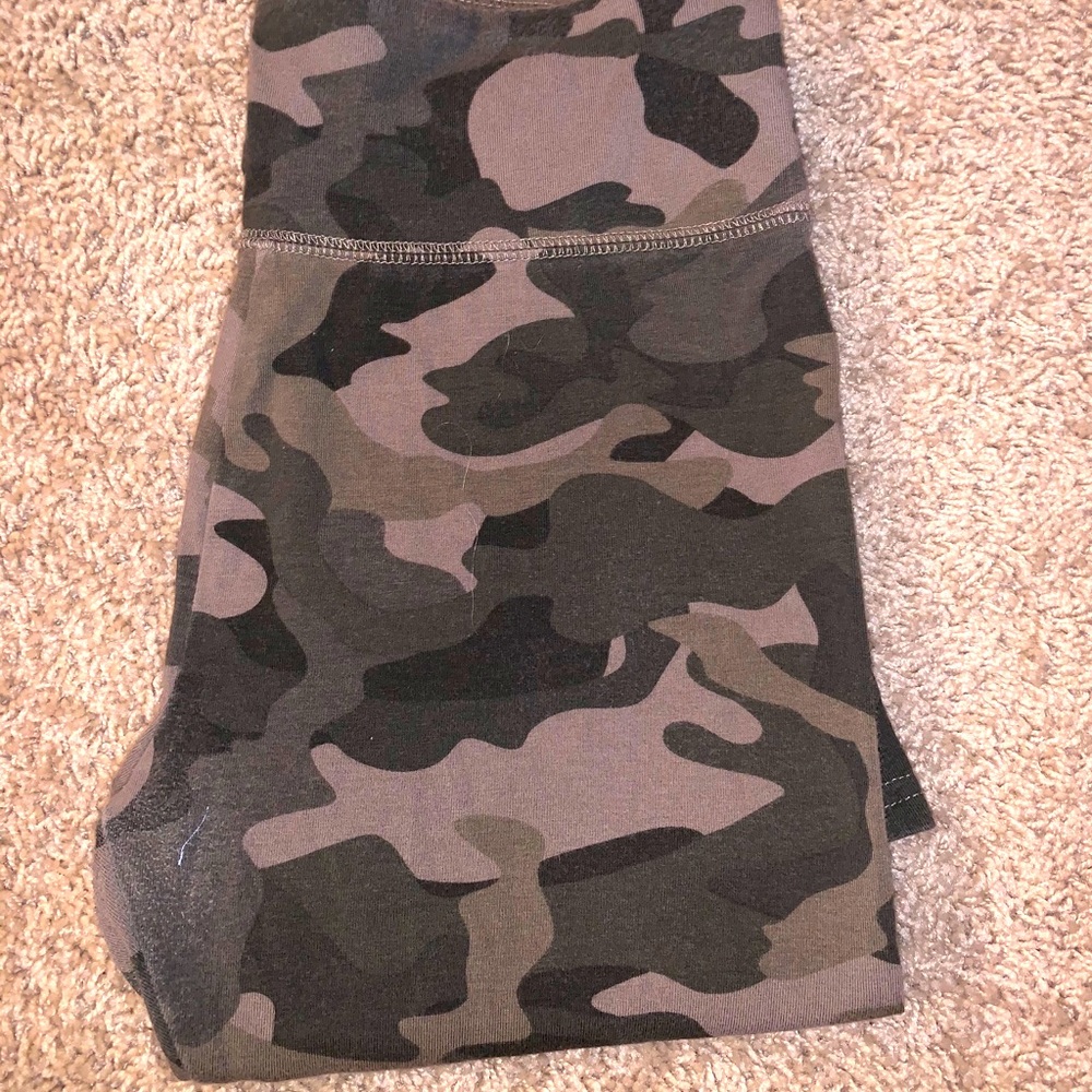 Target Brand Camo Leggings, S